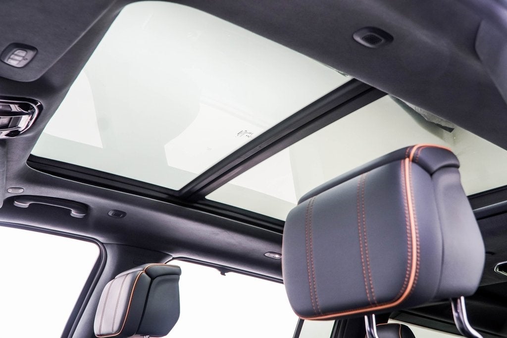 2022 Jeep Grand Wagoneer Series II