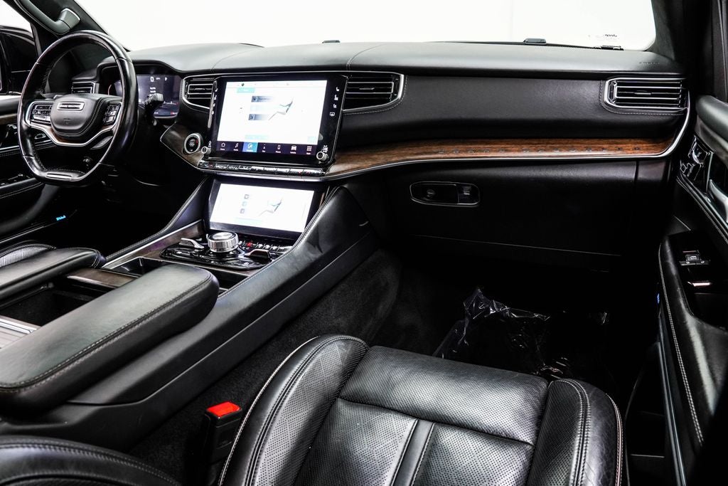 2023 Jeep Grand Wagoneer Series II