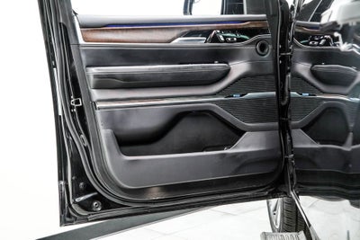 2023 Jeep Grand Wagoneer Series II