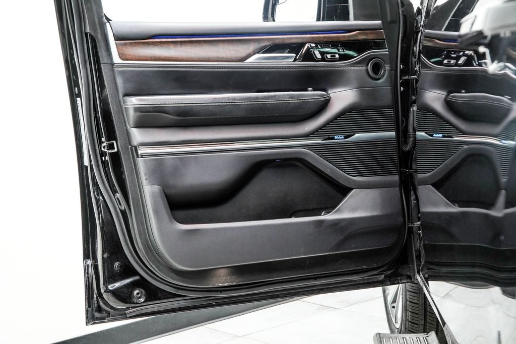 2023 Jeep Grand Wagoneer Series II