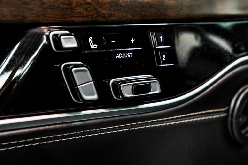 2023 Jeep Grand Wagoneer Series II