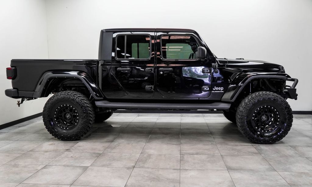 2022 Jeep Gladiator Overland