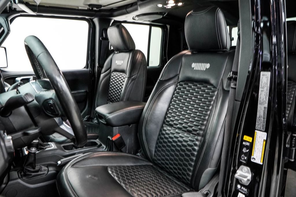 2022 Jeep Gladiator Overland