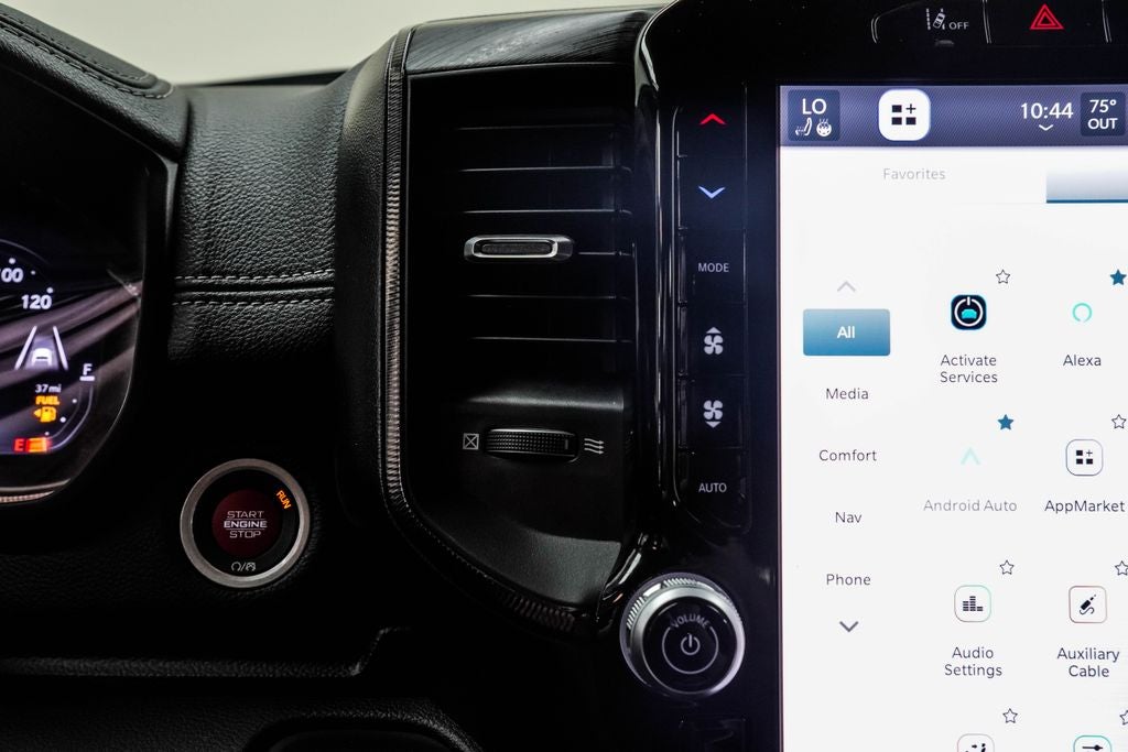 2025 RAM 1500 RHO
