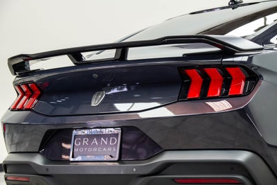 2025 Ford Mustang Dark Horse