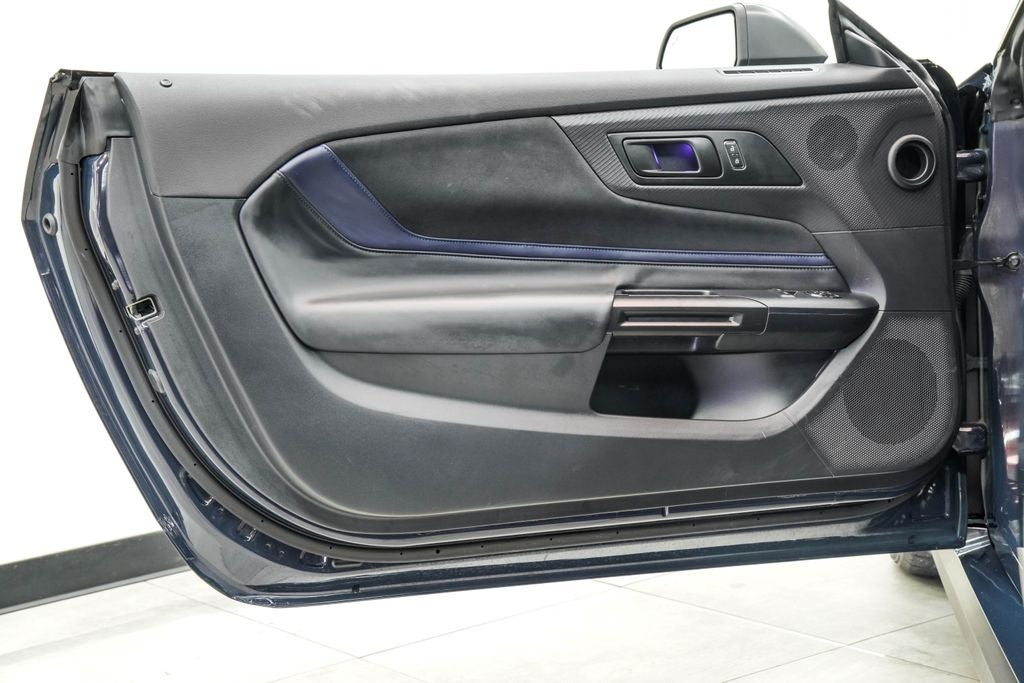 2025 Ford Mustang Dark Horse
