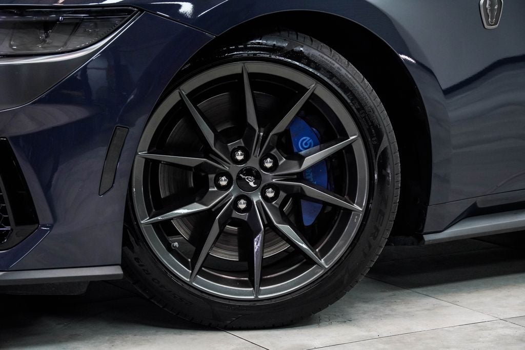 2025 Ford Mustang Dark Horse
