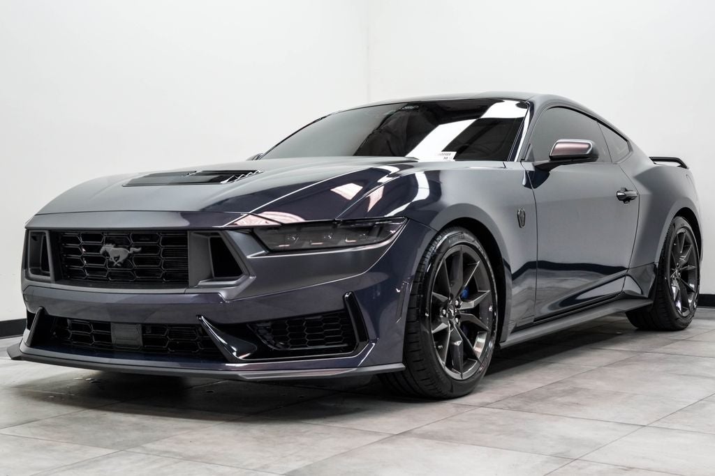 2025 Ford Mustang Dark Horse