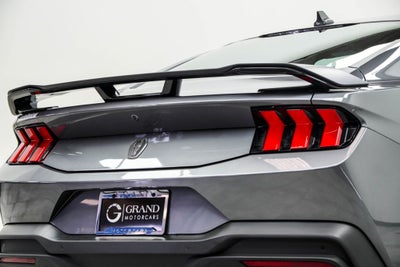 2025 Ford Mustang Dark Horse