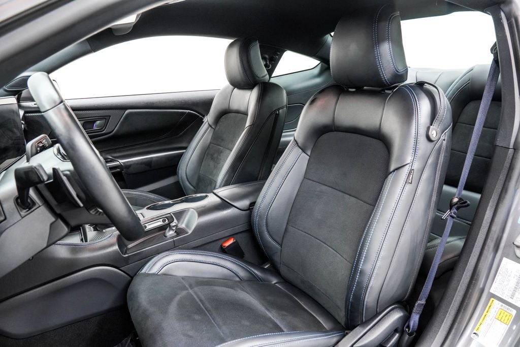 2025 Ford Mustang Dark Horse