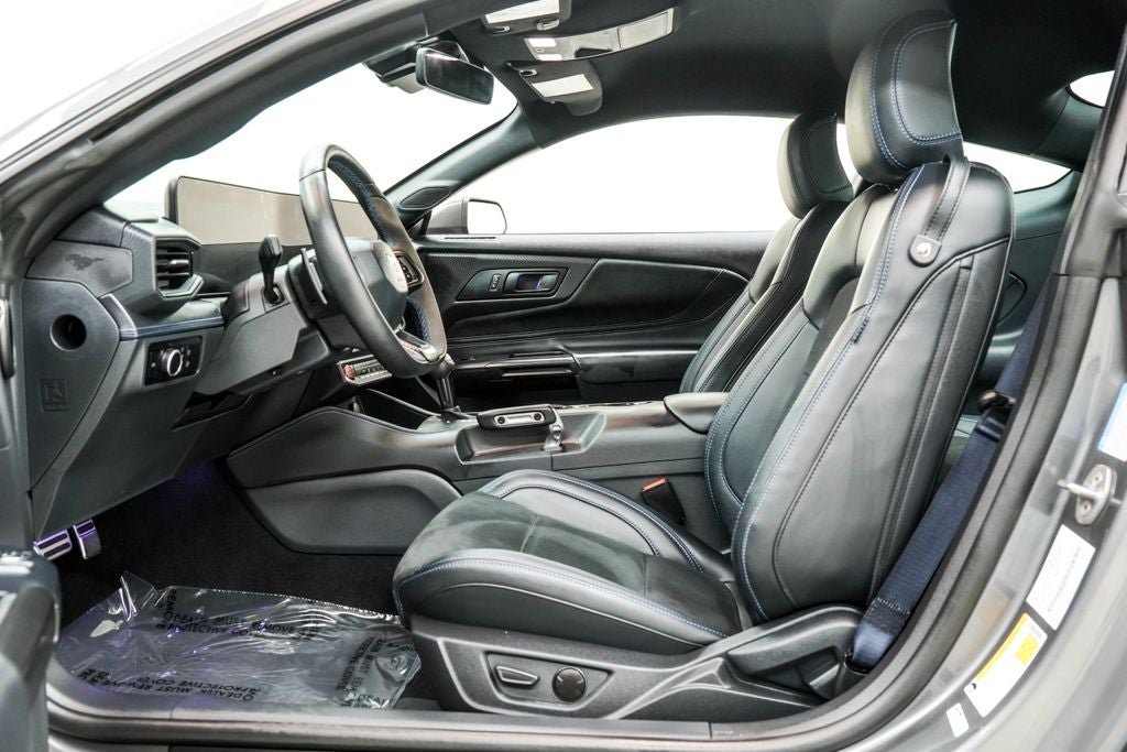 2025 Ford Mustang Dark Horse