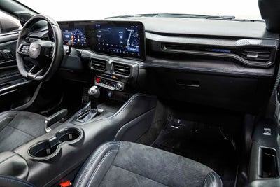 2025 Ford Mustang Dark Horse