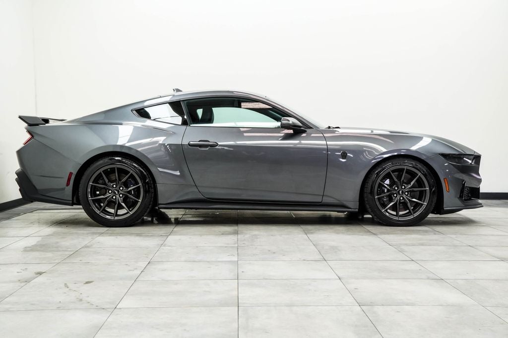 2025 Ford Mustang Dark Horse
