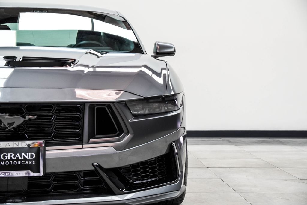 2025 Ford Mustang Dark Horse