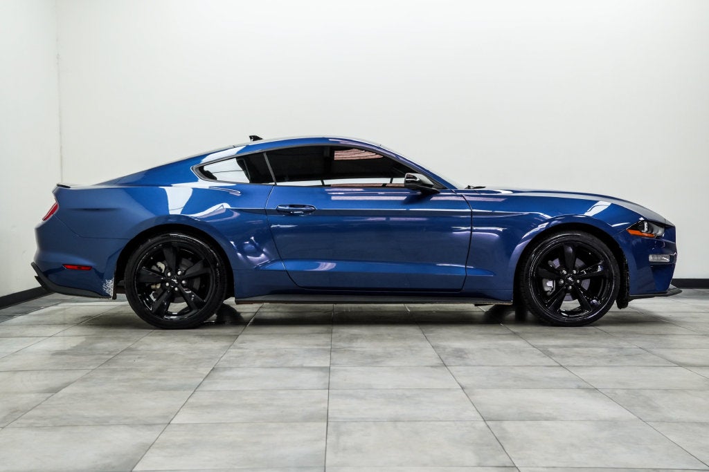 2022 Ford Mustang EcoBoost Premium