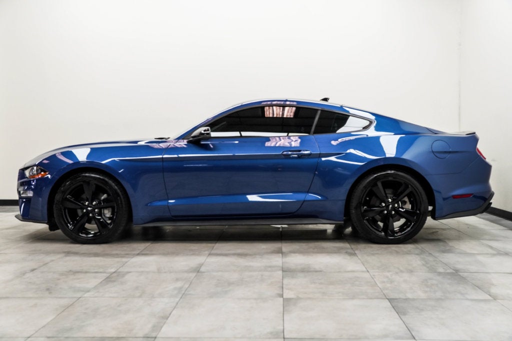 2022 Ford Mustang EcoBoost Premium