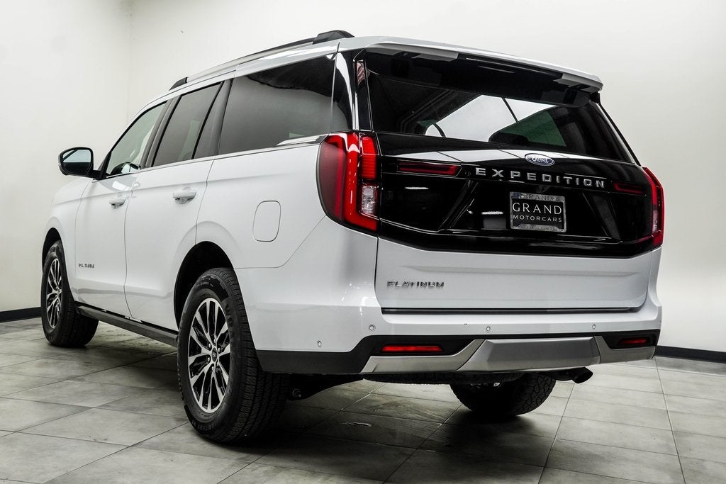 2025 Ford Expedition Platinum