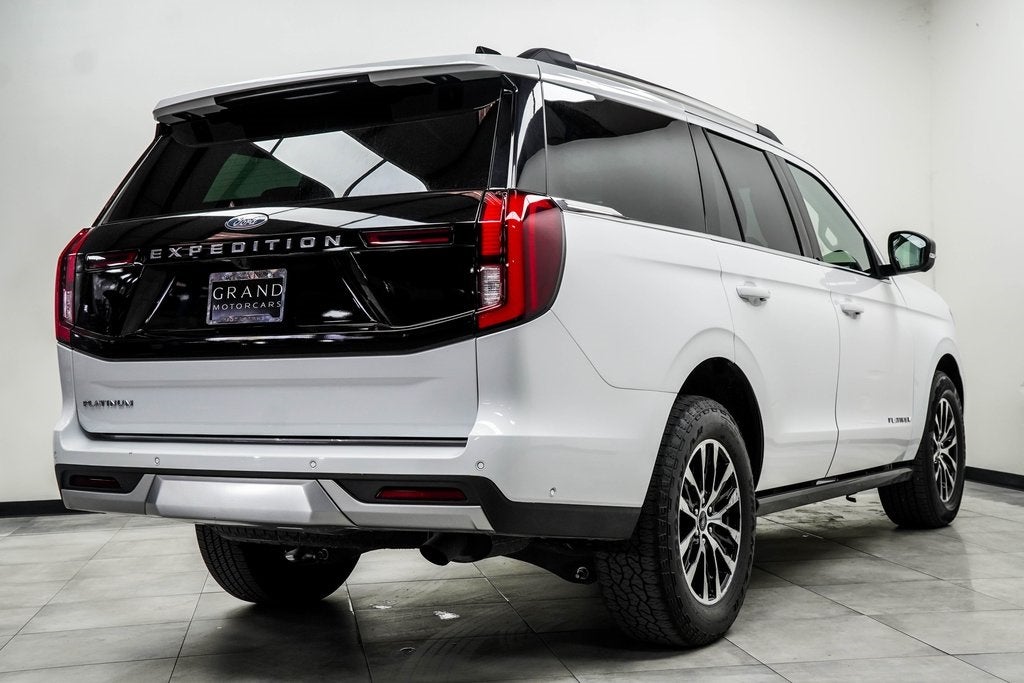 2025 Ford Expedition Platinum