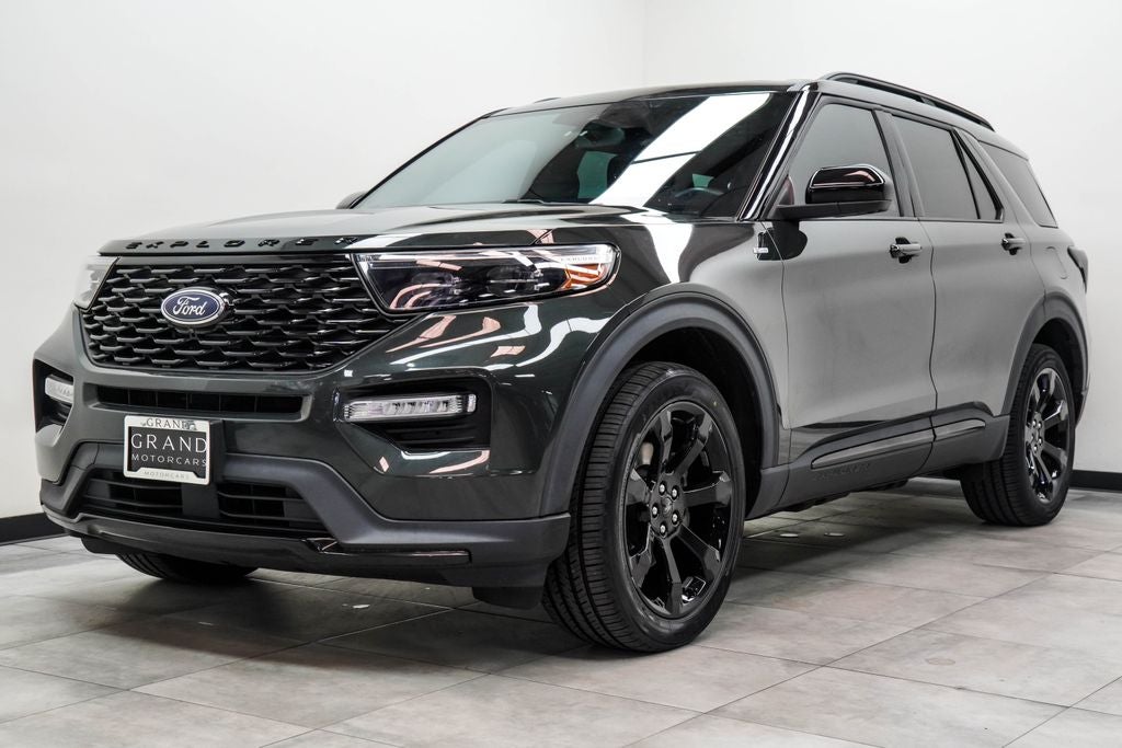 2023 Ford Explorer ST-Line