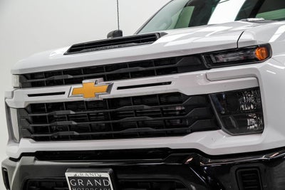 2024 Chevrolet Silverado 2500HD Custom
