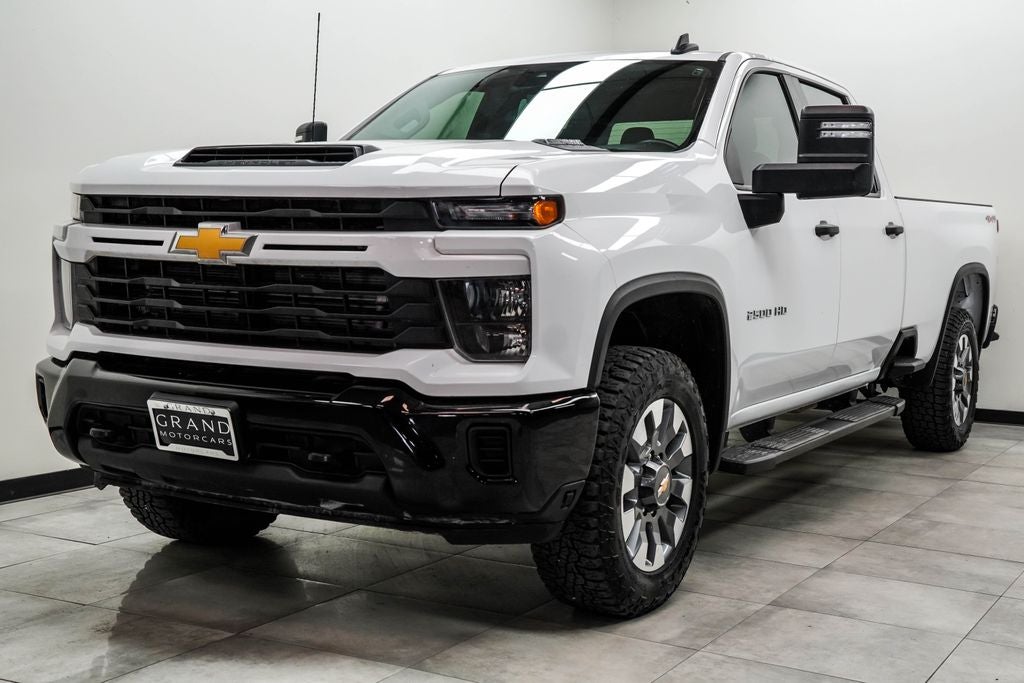 2024 Chevrolet Silverado 2500HD Custom