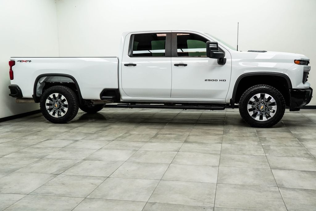 2024 Chevrolet Silverado 2500HD Custom