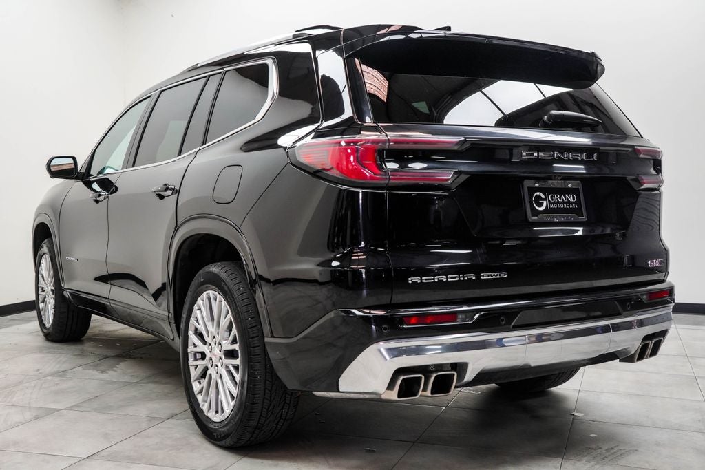 2024 GMC Acadia Denali