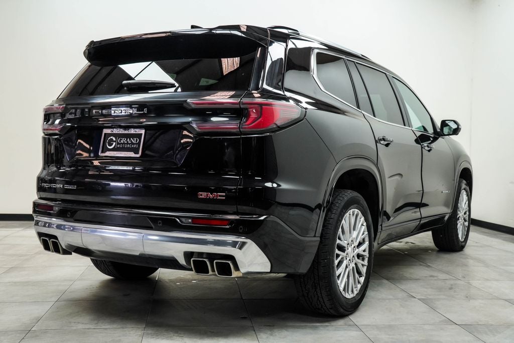 2024 GMC Acadia Denali