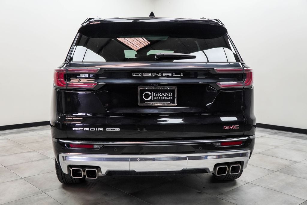 2024 GMC Acadia Denali