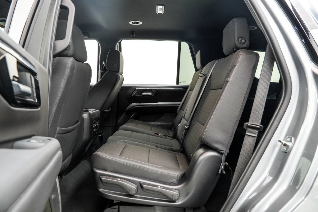 2025 Chevrolet Tahoe LS