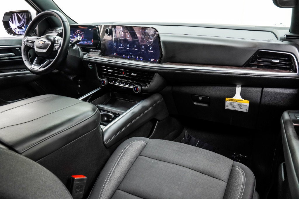 2025 Chevrolet Tahoe LS