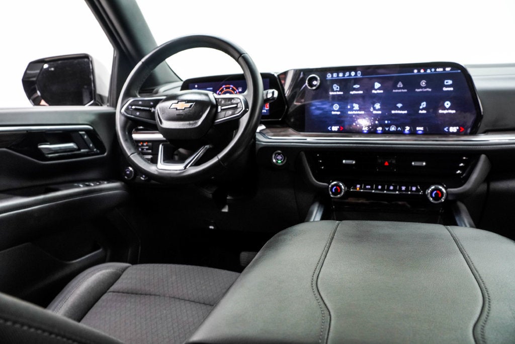 2025 Chevrolet Tahoe LS