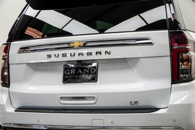 2024 Chevrolet Suburban LT