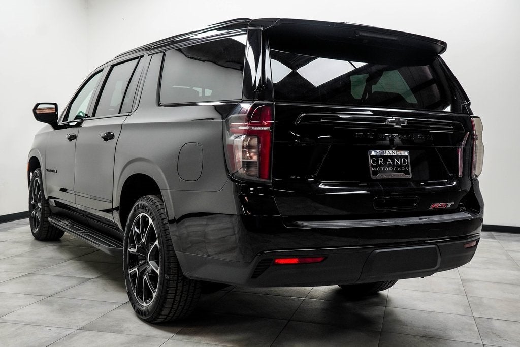 2024 Chevrolet Suburban RST