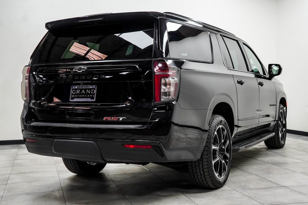 2024 Chevrolet Suburban RST