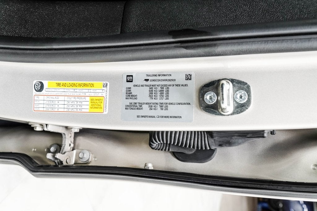 2024 Chevrolet Suburban RST