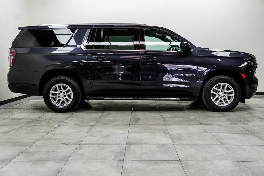 2024 Chevrolet Suburban LT
