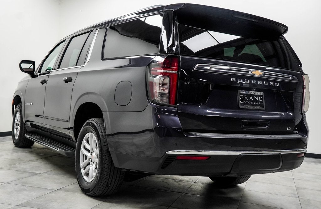 2024 Chevrolet Suburban LT