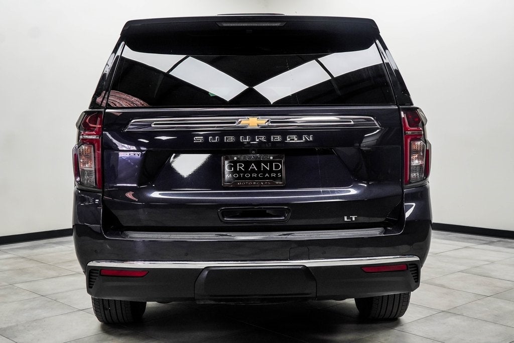 2024 Chevrolet Suburban LT