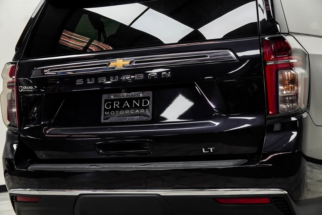 2024 Chevrolet Suburban LT