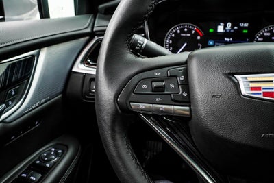 2025 Cadillac XT6 Premium Luxury