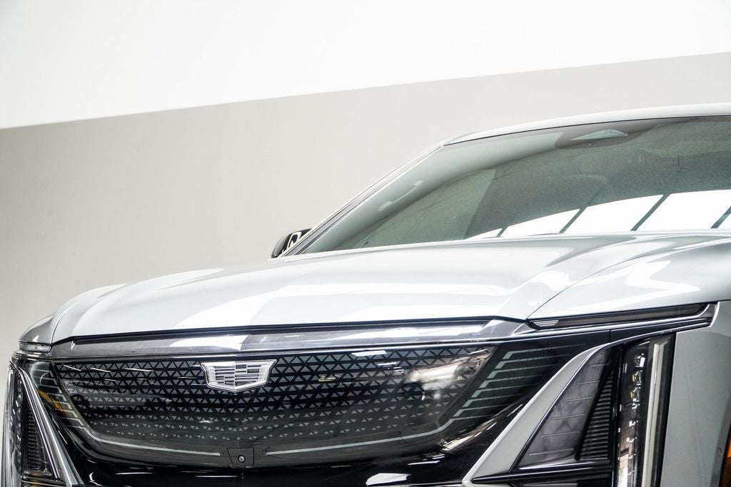 2024 Cadillac LYRIQ Sport