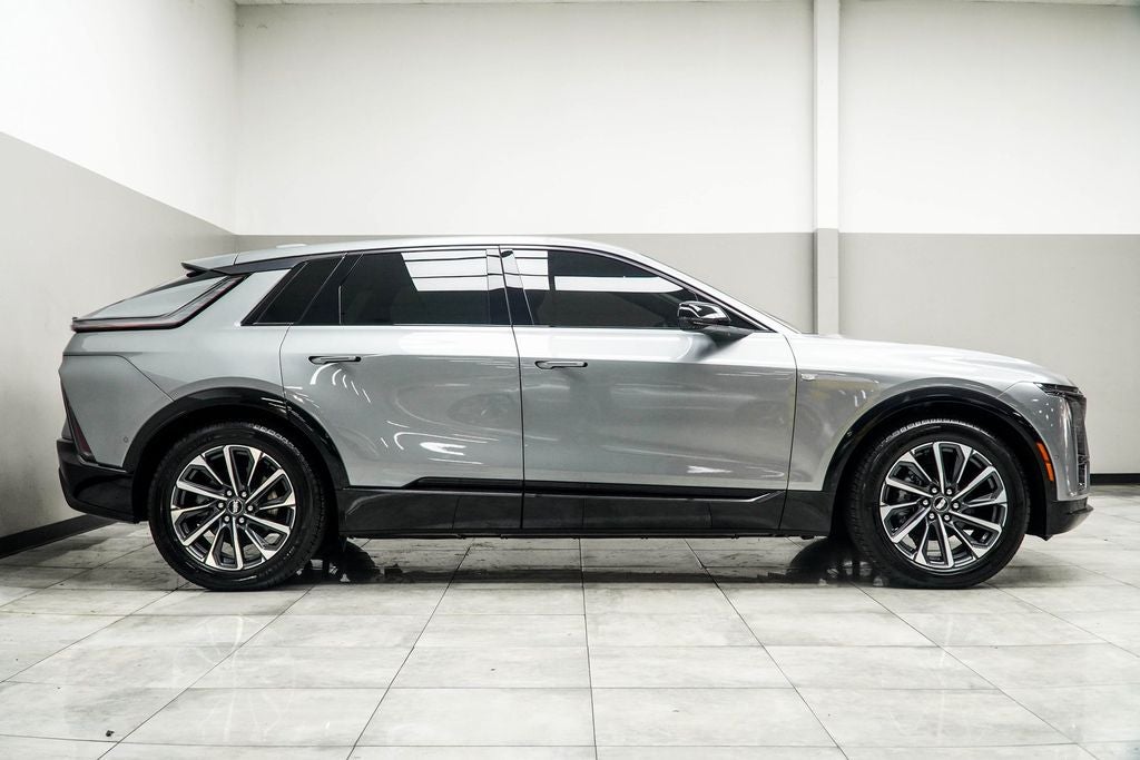 2024 Cadillac LYRIQ Sport