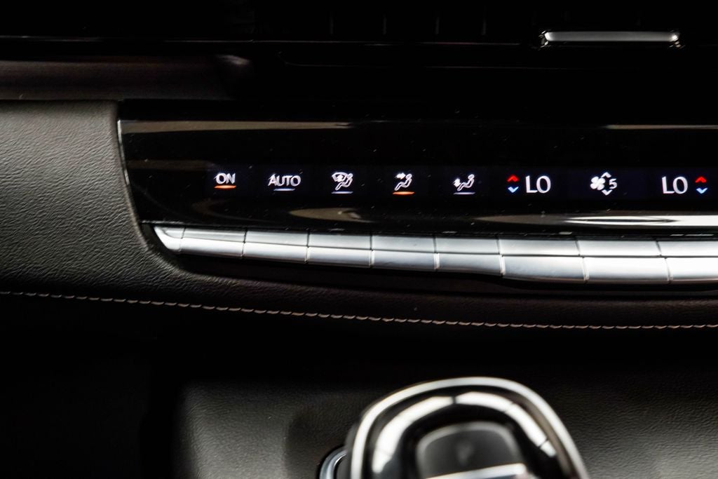 2021 Cadillac Escalade Luxury