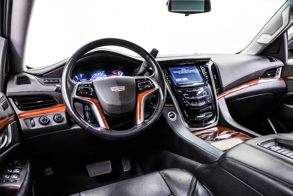 2020 Cadillac Escalade Luxury