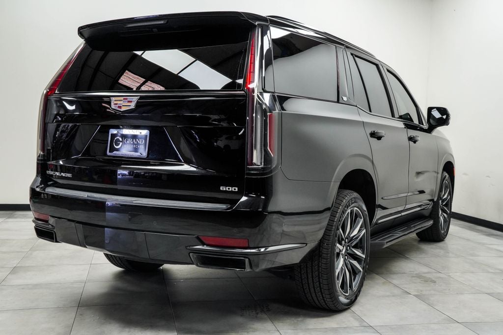 2022 Cadillac Escalade Sport