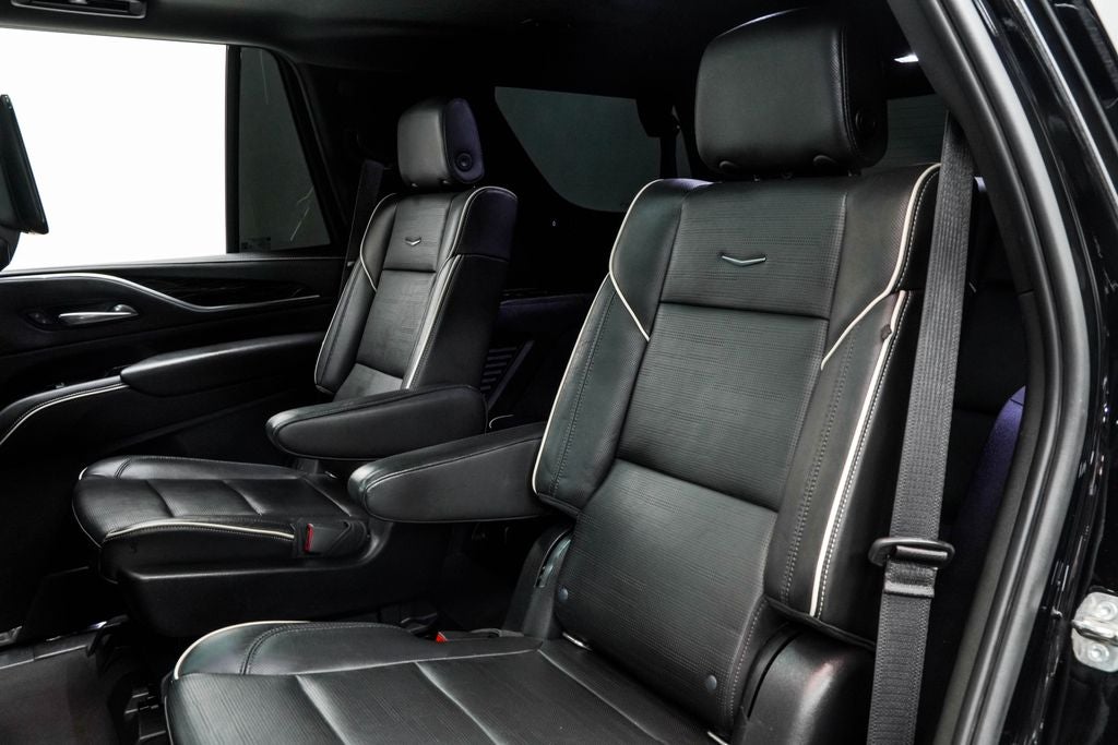 2022 Cadillac Escalade Sport