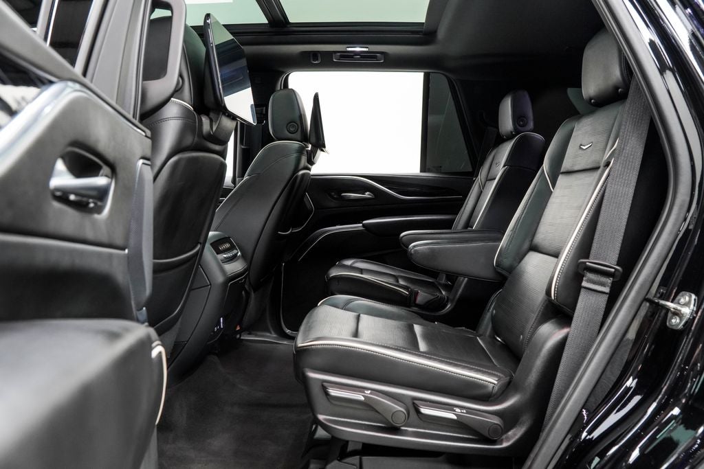 2022 Cadillac Escalade Sport