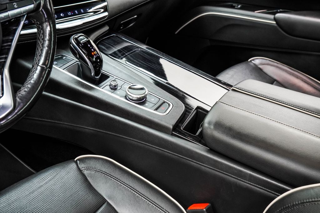 2022 Cadillac Escalade Sport