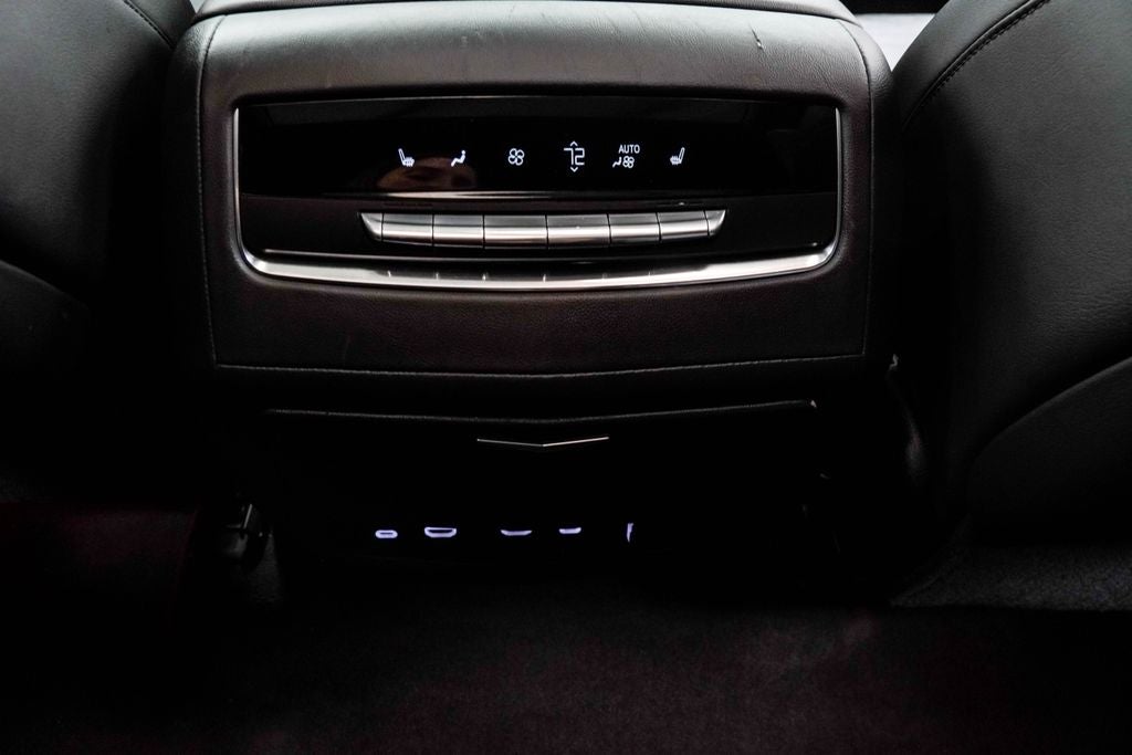 2022 Cadillac Escalade Sport